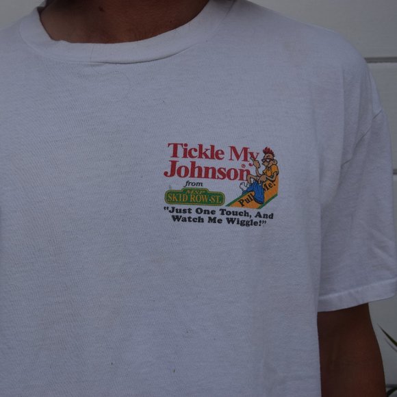 Vintage 90's Tickle My Johnson T-Shirt - Picture 5 of 6